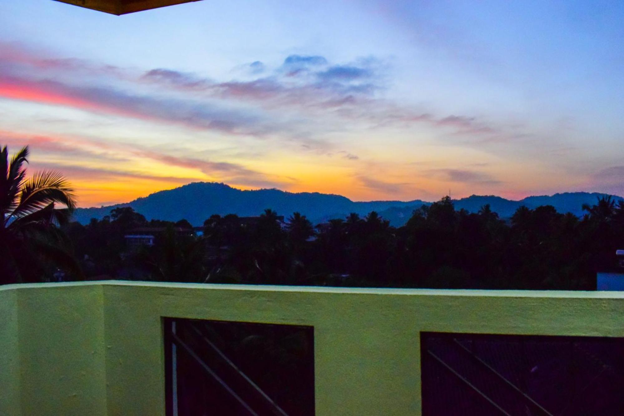Saru Holiday Apartment - Upto 6 Guests Kandy Exterior foto